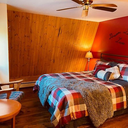 Forest & Lake Pei Bed & Breakfast Murray Harbour Extérieur photo